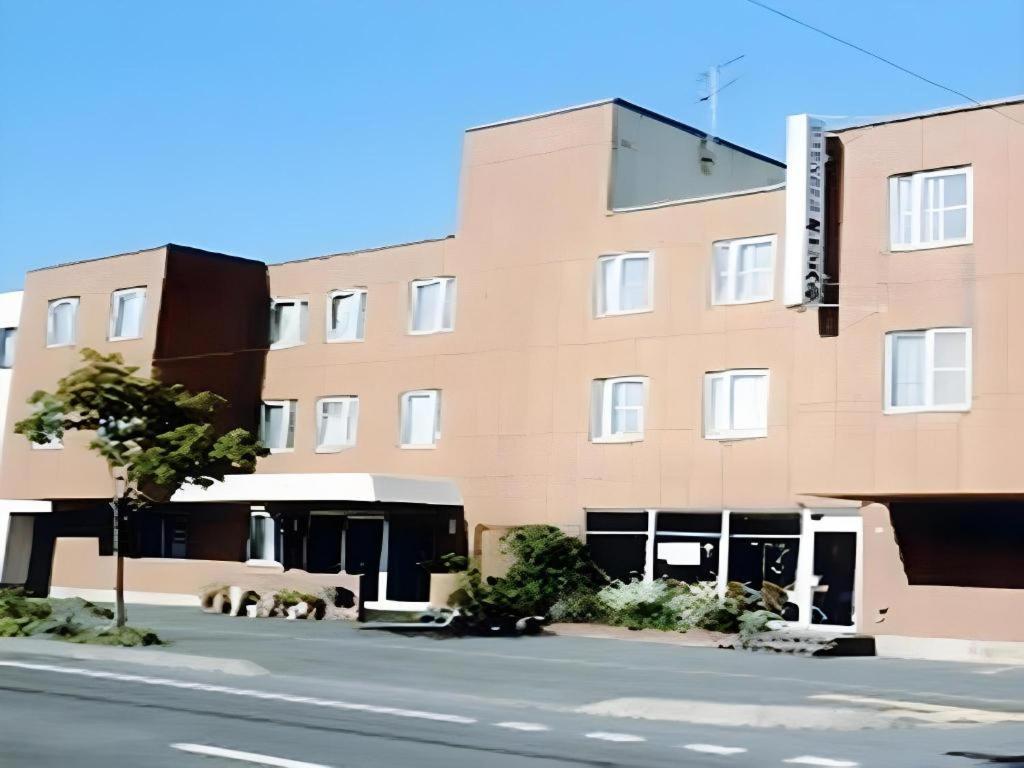 Date Business Hotel Castle Ноборибецу Екстериор снимка